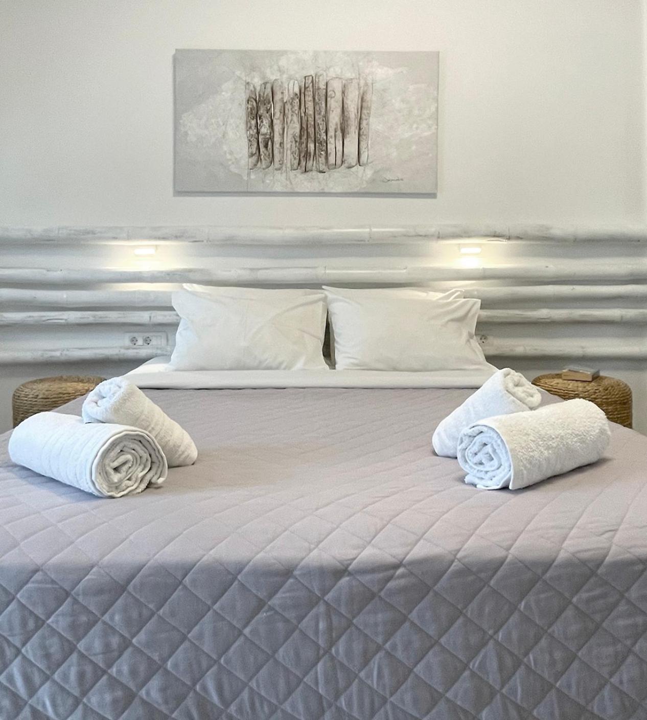 Hermoso Luxury Suites Monólithos Rom bilde