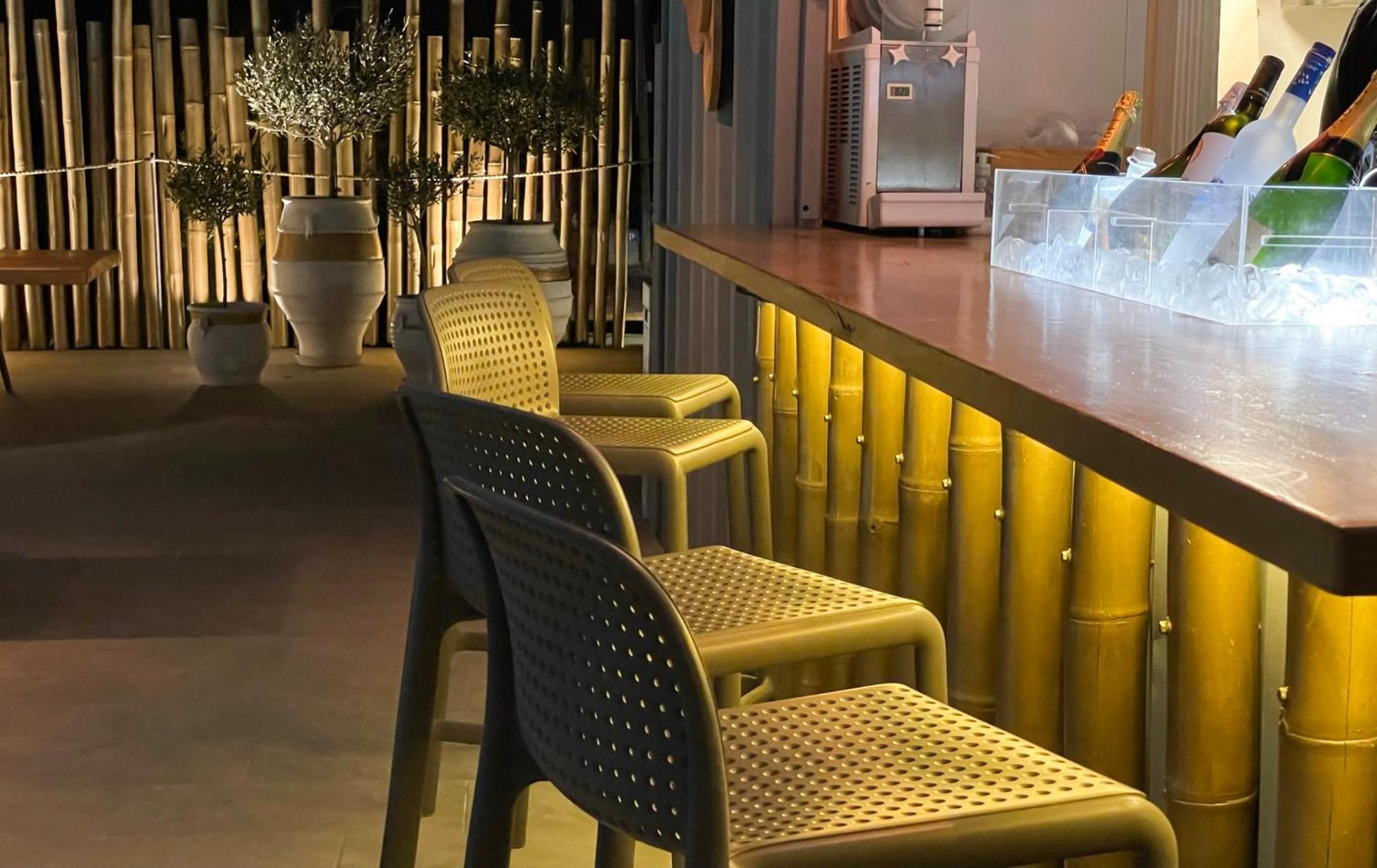 Hermoso Luxury Suites Monólithos Eksteriør bilde